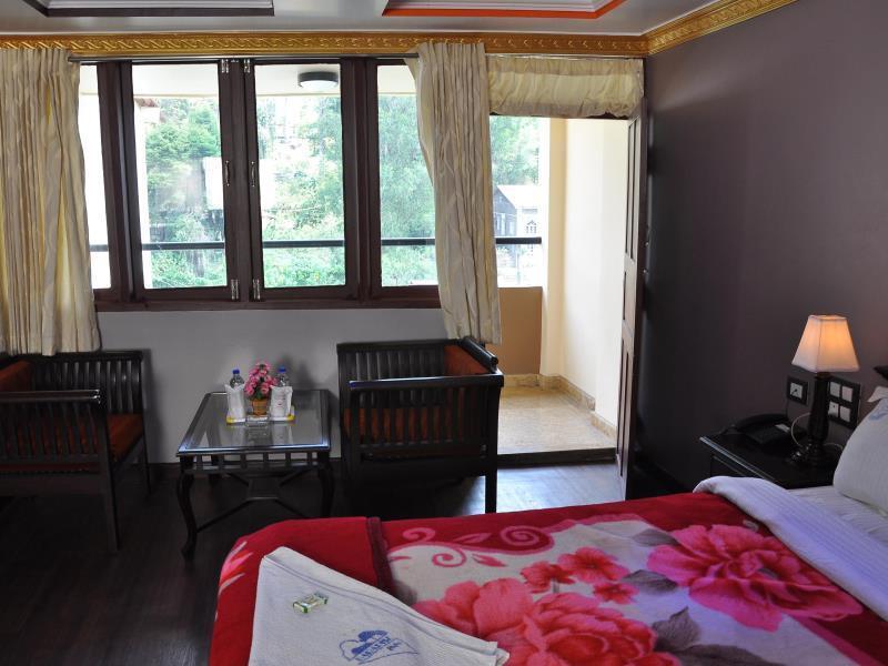 كوديكانال Grand Paradise Inn المظهر الخارجي الصورة